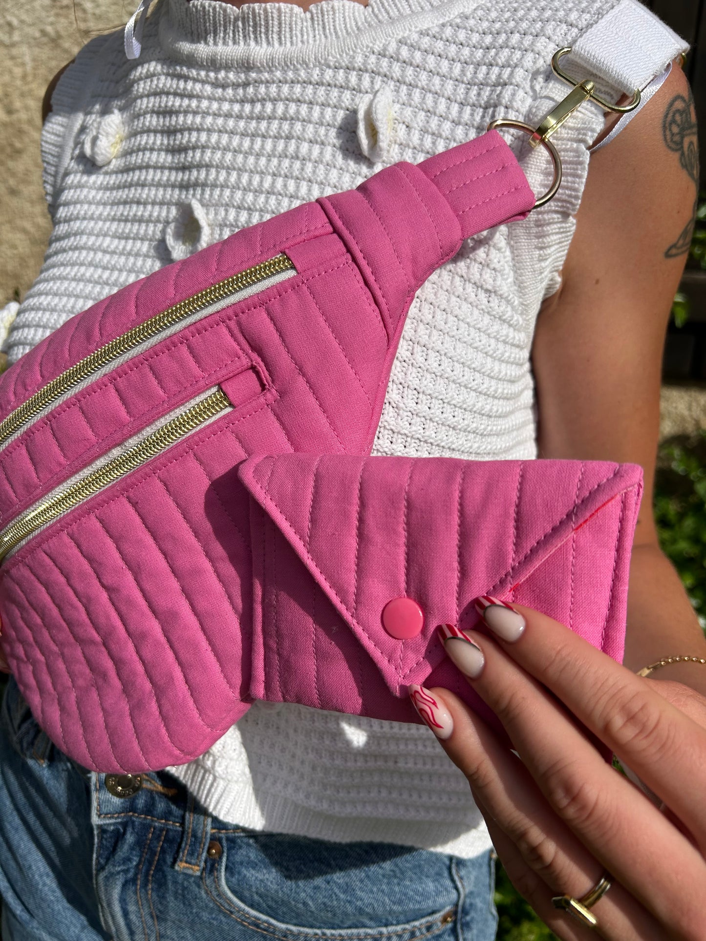 Banane matelassée rose