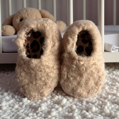 Coffret naissance bavoir et chaussons