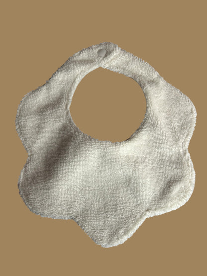 Bavoir modèle fleur léopard